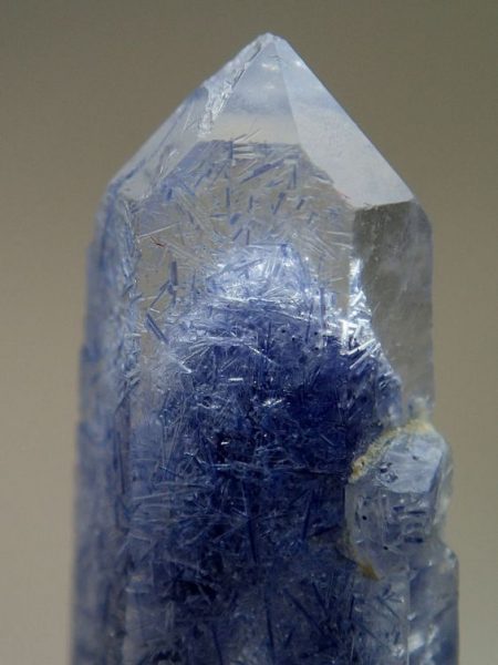 Дьюмортьерит