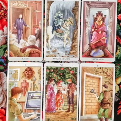 Revealing the Cards for the New Moon